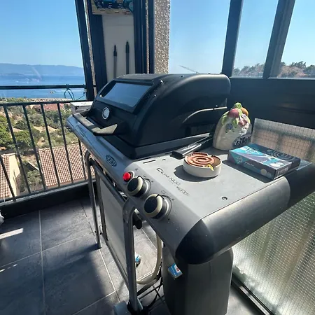 Duplex F4-2 Balcons Face A La アジャクシオ