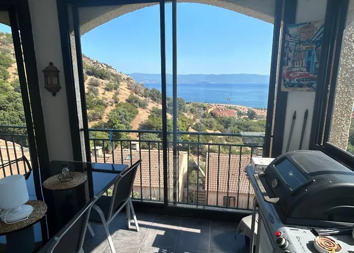 Duplex F4-2 Balcons Face A La דירה *