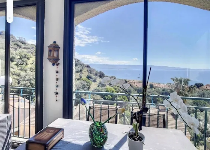 Apartment Duplex Vue Mer Sanguinaires Ajaccio 500 M Plage 2 Chambres 2 Balcons Clim *